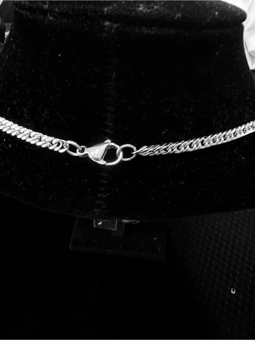Men’s Compass Pendant Necklace
